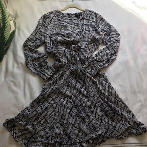 New with tags banana republic long sleeve dress